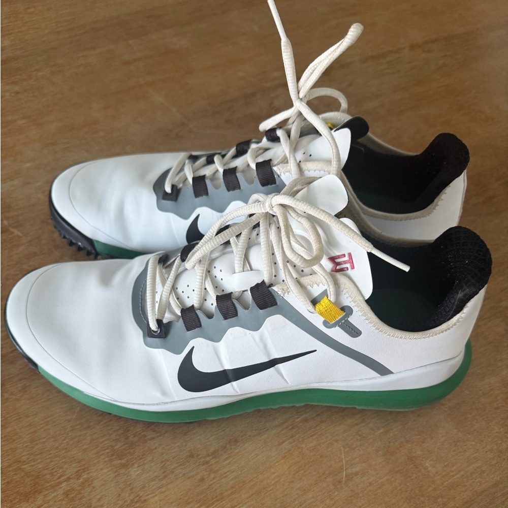 Nike TW13 Lmtd Edition White/Green Golf Men’s Sz 12